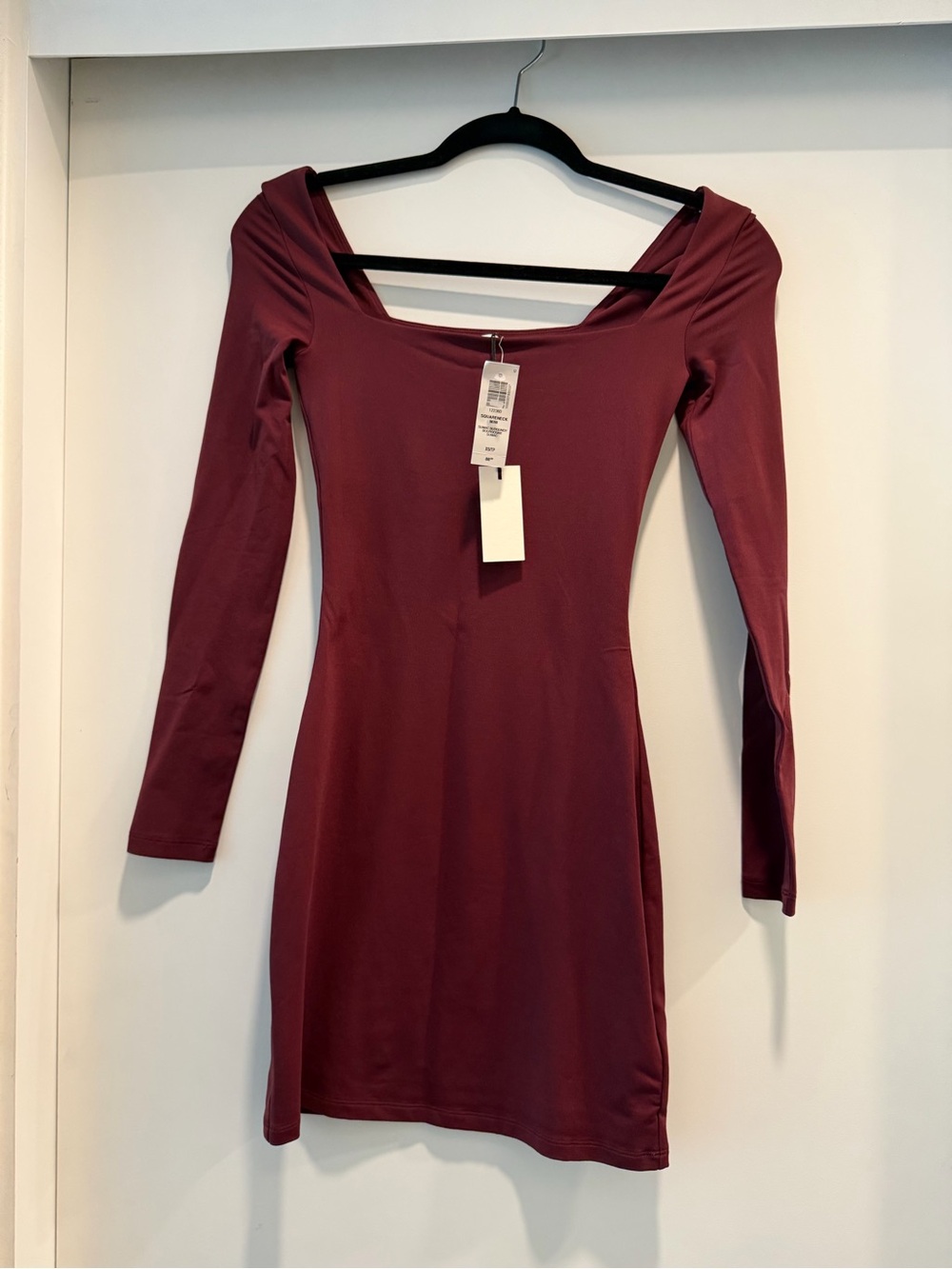Aritzia Square Neck Long Sleeve Bodycon Dress - Burgundy Size XS